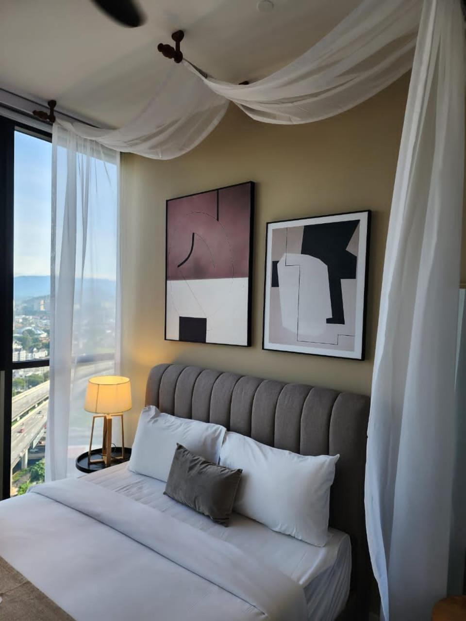 Scarletz Suites Klcc By Gc Luxury Suites Kuala Lumpur Buitenkant foto